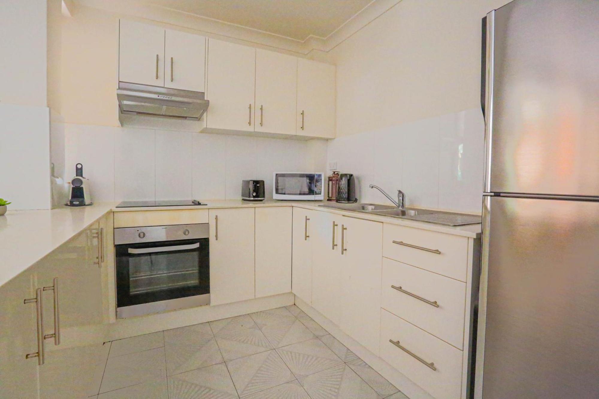 Apartment Stylish 2 Bedroom Chippendale