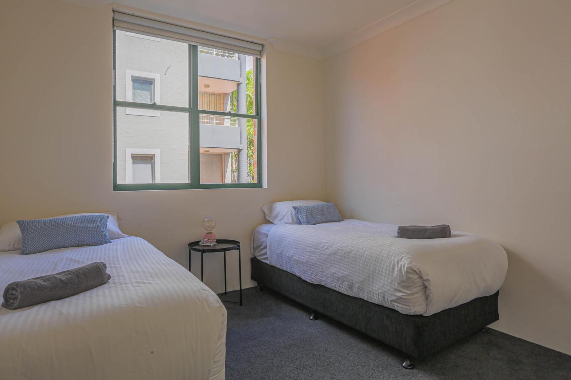Stylish 2 Bedroom Chippendale Apartment Sydney