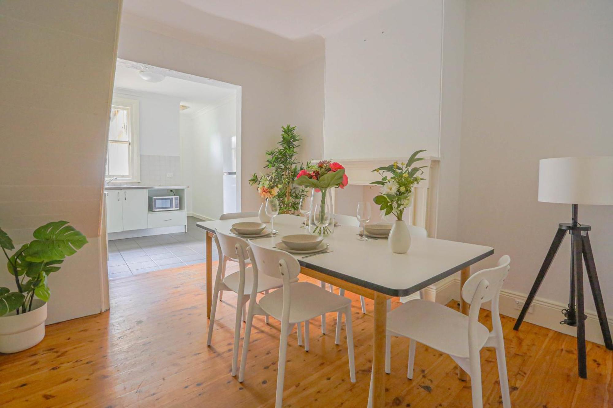 Elegant 2 Bedroom On The Edge Of Downtown Dowling St 2 E-bikes Included