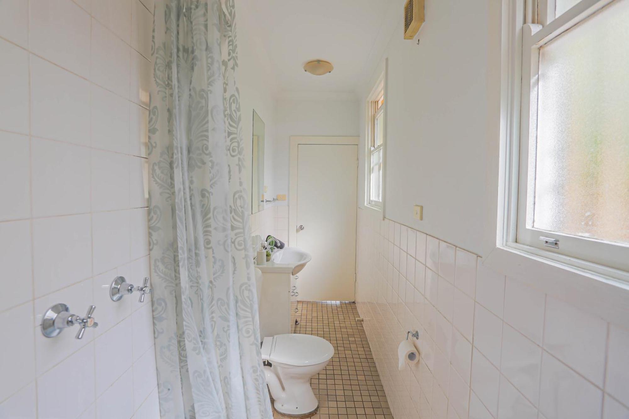 Elegant 2 Bedroom On The Edge Of Downtown Dowling St 2 E-bikes Included Ferienhaus *