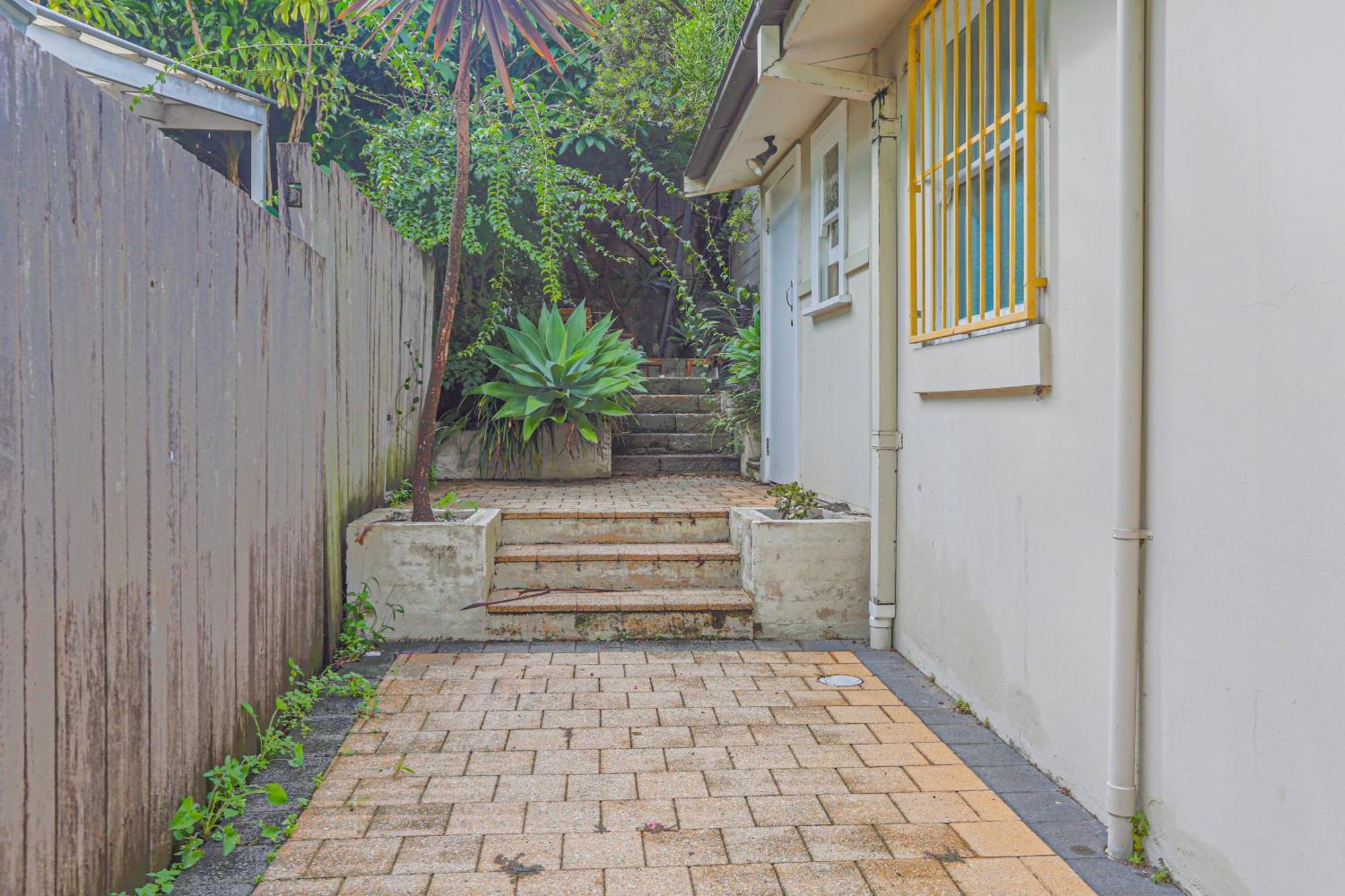 Elegant 2 Bedroom On The Edge Of Downtown Dowling St 2 E-bikes Included Sydney