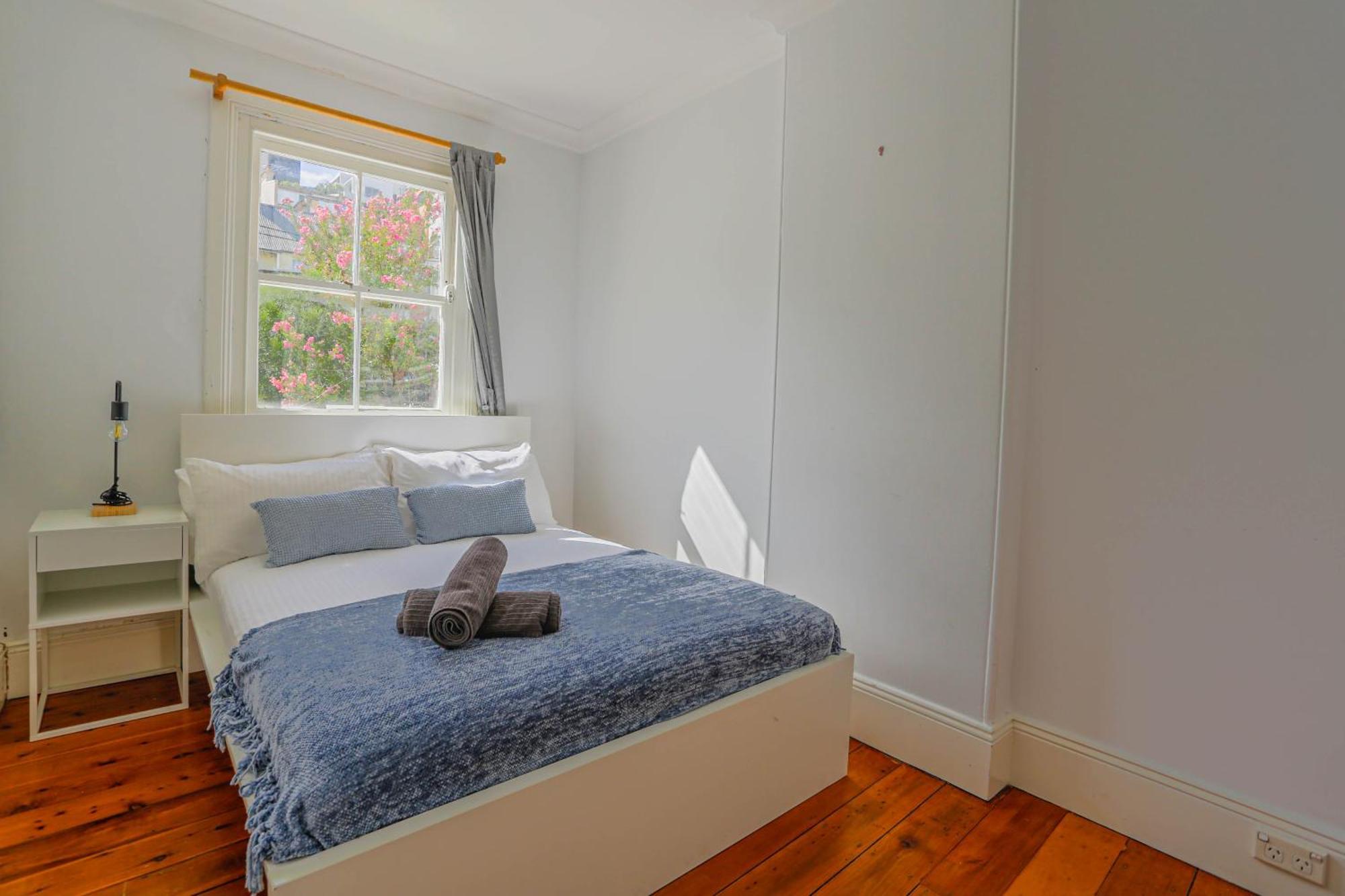 Elegant 2 Bedroom On The Edge Of Downtown Dowling St 2 E-bikes Included * Sydney