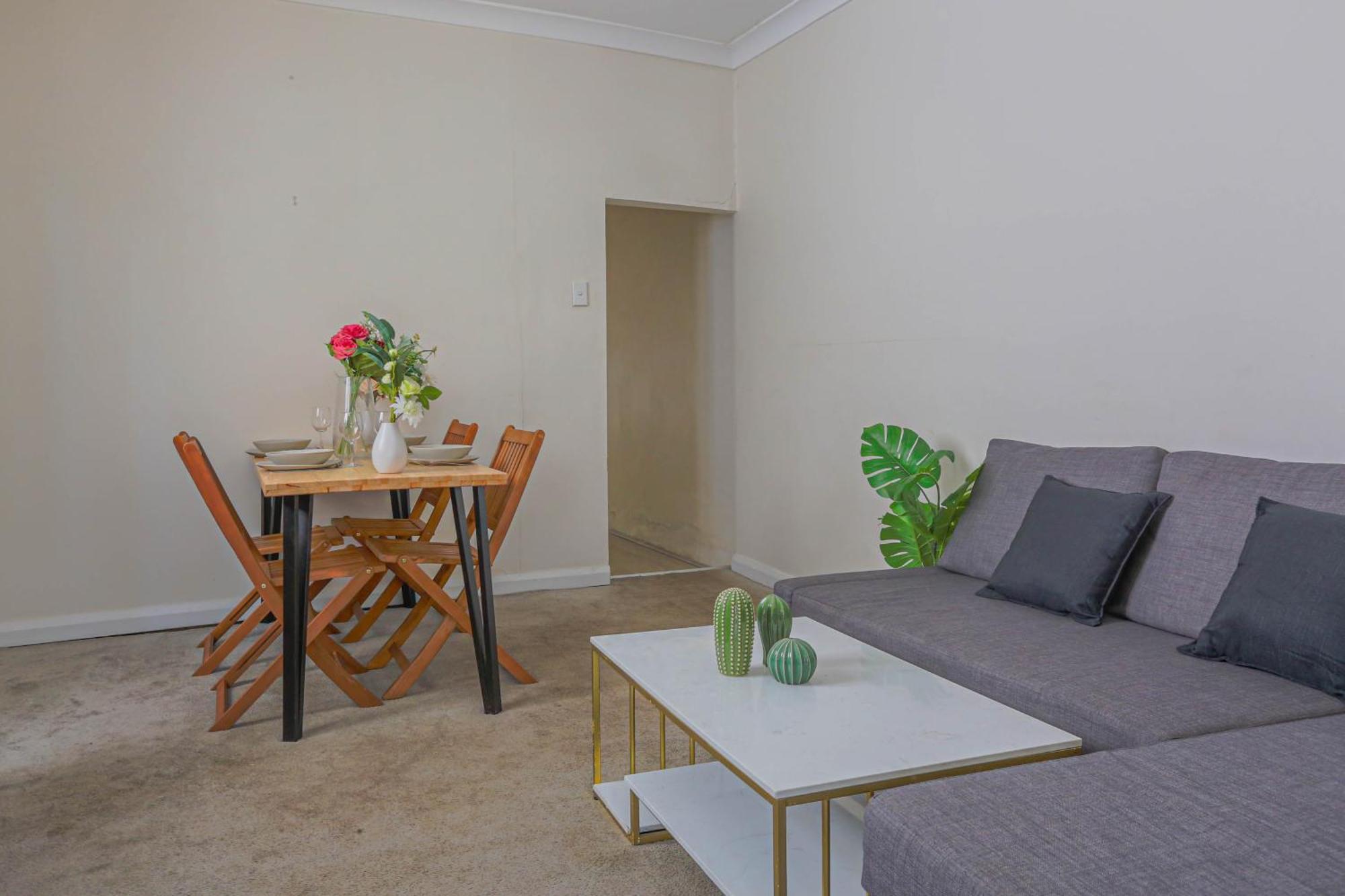 Holiday home Dynamic 2 Bedroom Close To Buzz Darling St 2 E-bikes Included Sydney
