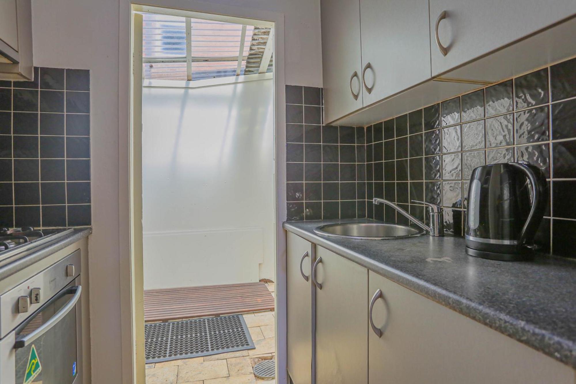 Choice 2 Bedroom House Woolloomooloo *