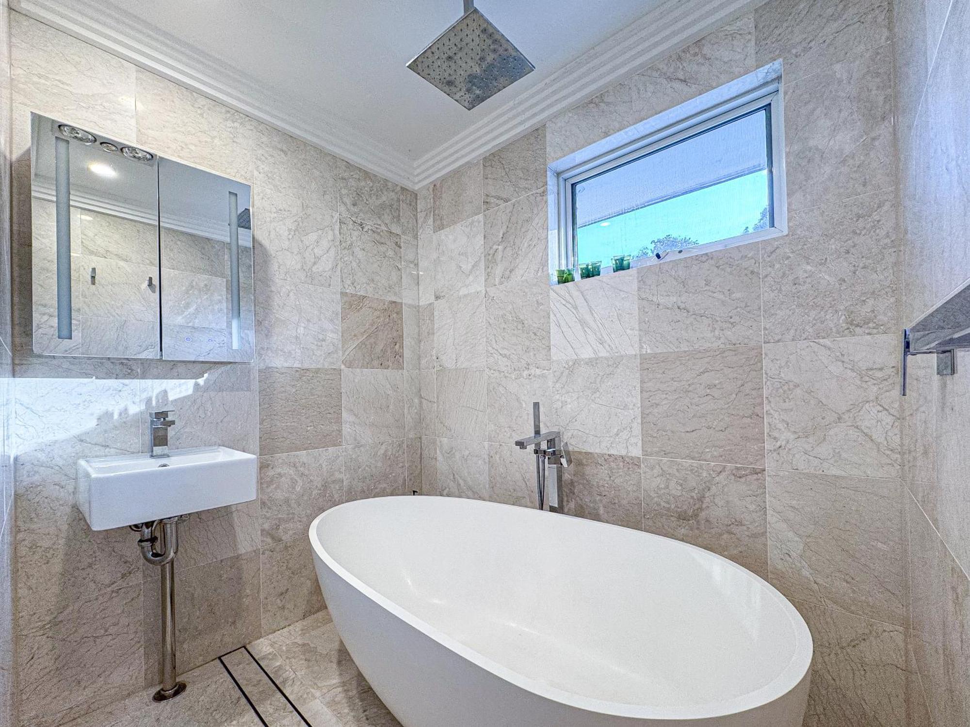 Apartment Spacious 4-bedrooms In West Ryde With Wifi, Ac *