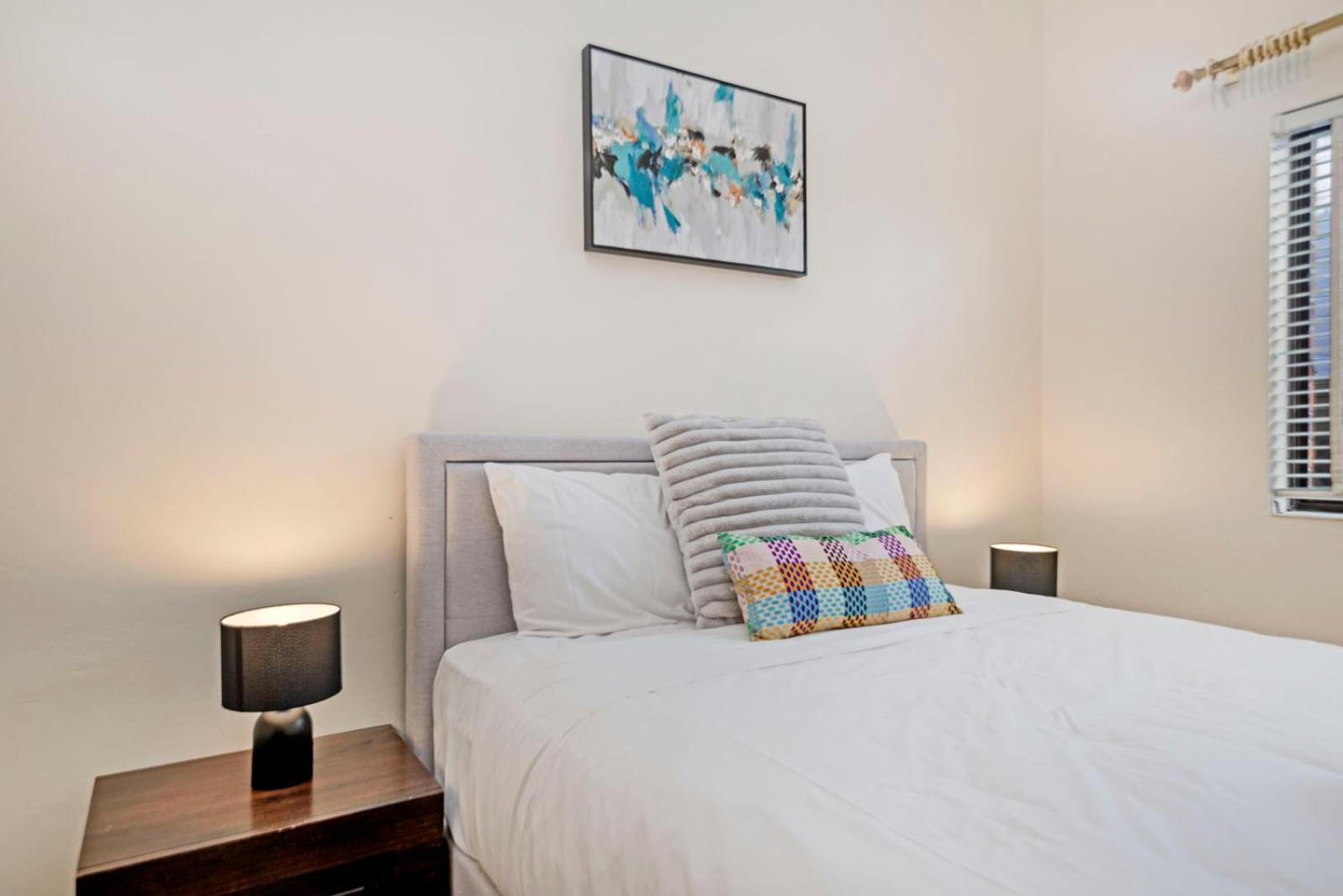 Spacious 4br Retreat In Bondi Holiday home *