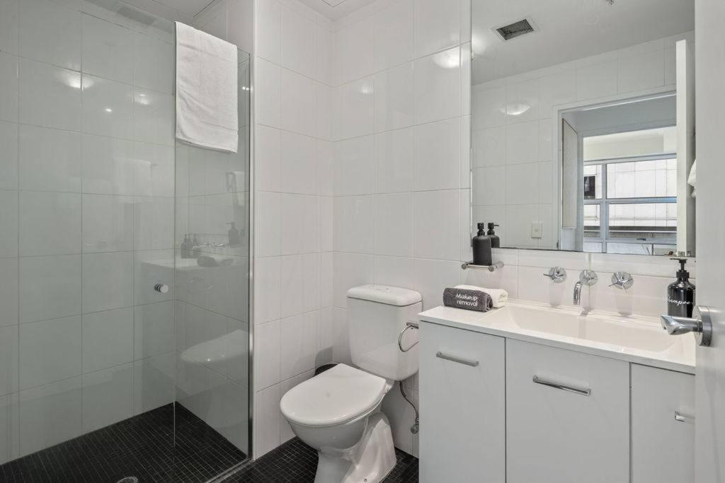 Apartment Darling Harbour 2br Retreat With Spacious Balcony Sydney