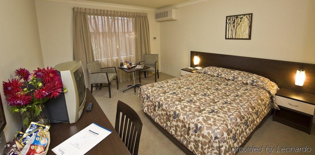 175 Westmead Motel 4*