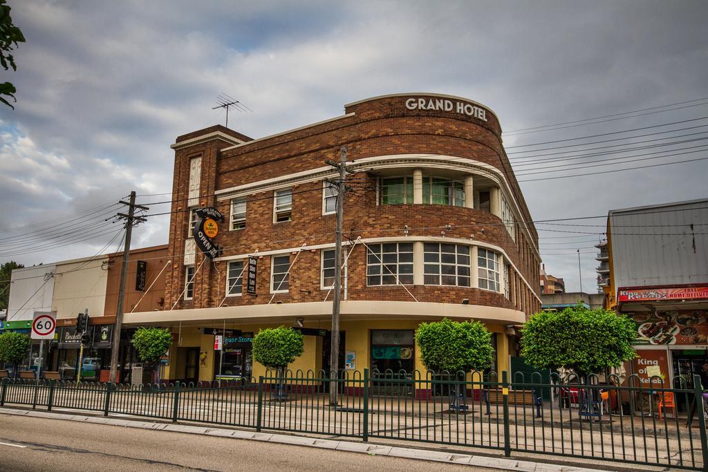 Grand Rockdale 2*