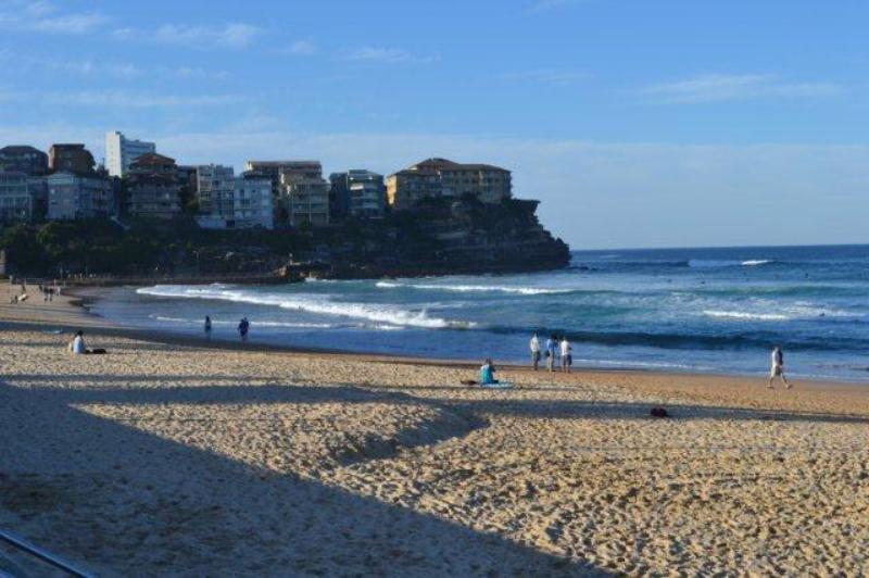 Motel Manly Waves