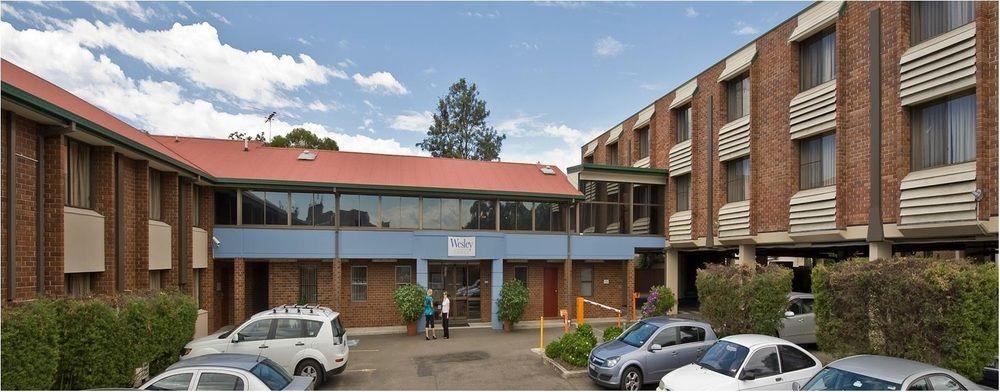 175 Westmead 4* Sydney