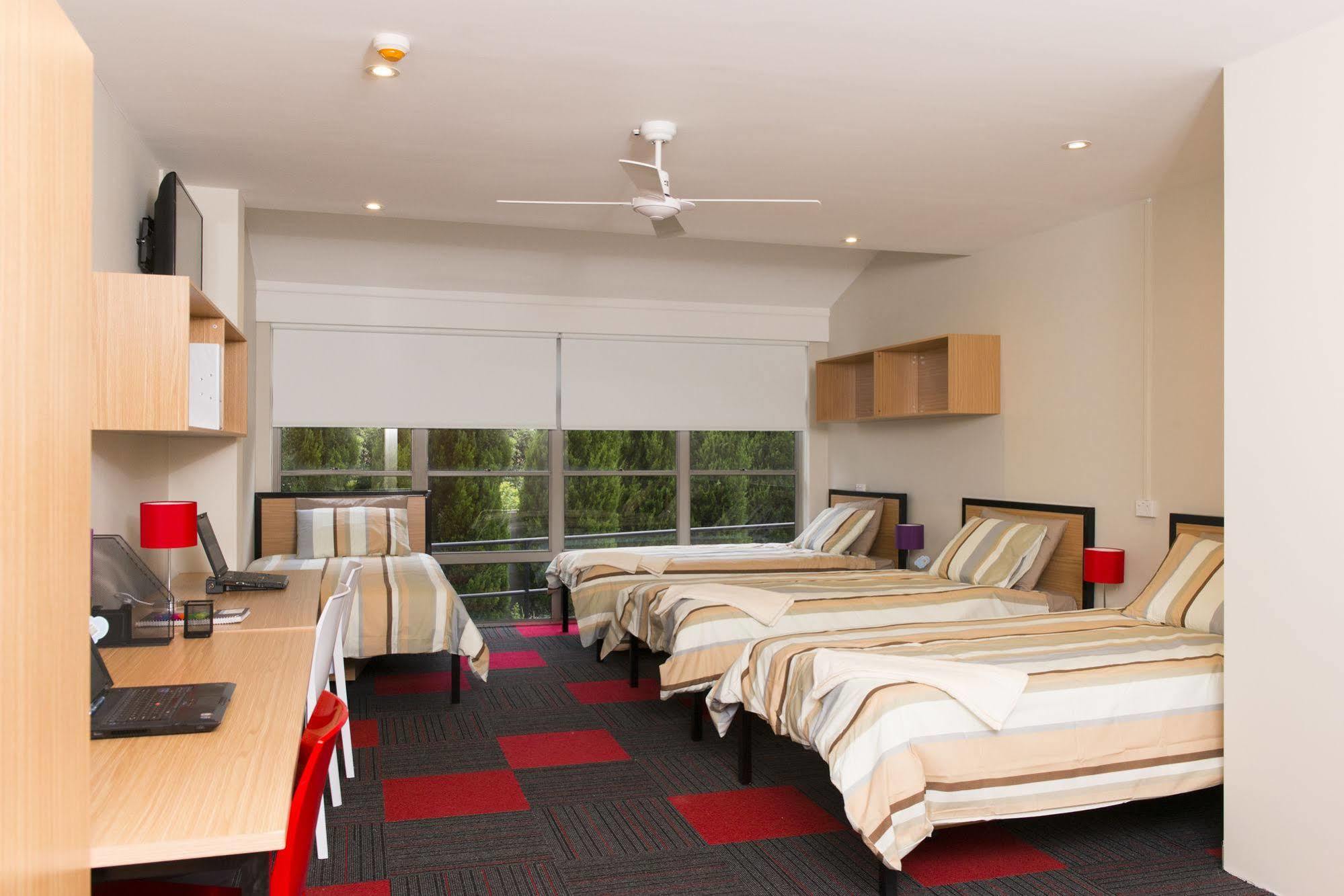 Student Living * Sydney