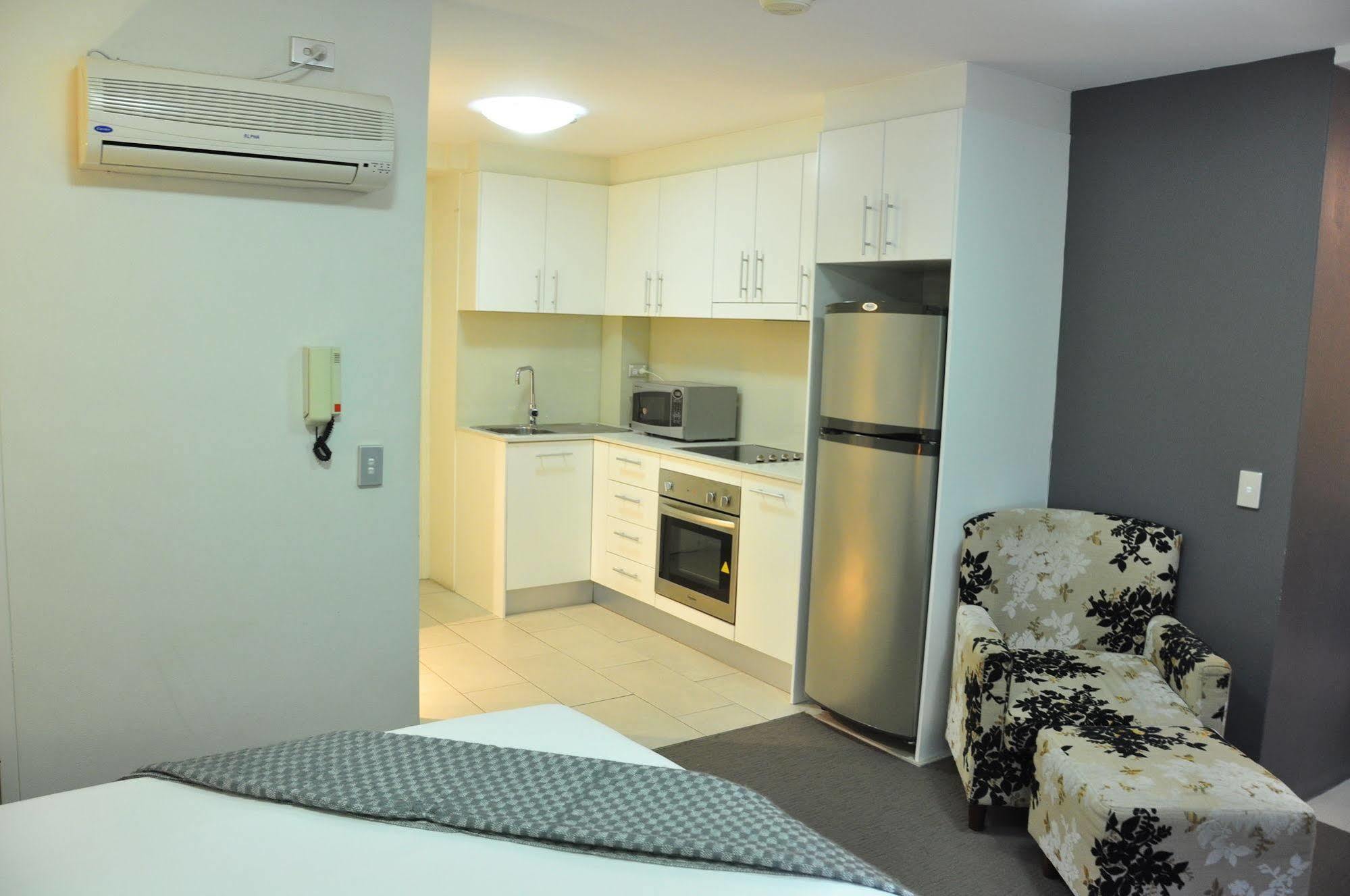 Annam Serviced 4*