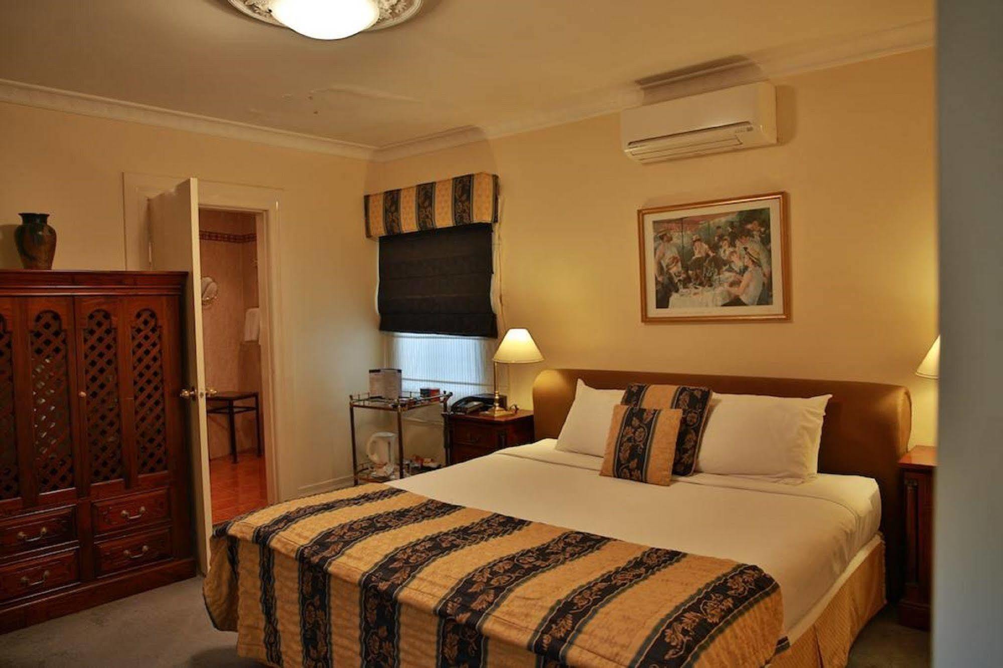 Manor Boutique 4*