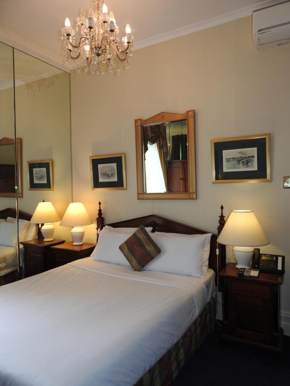 Manor Boutique Hotel 4*