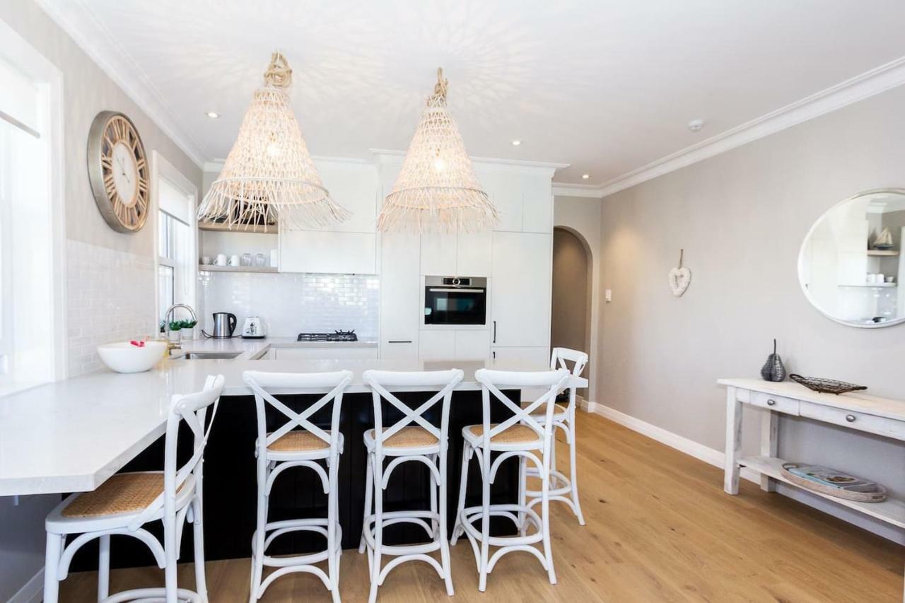 Bondi Breeze-hosted By:l'abode Apartamento Sidney