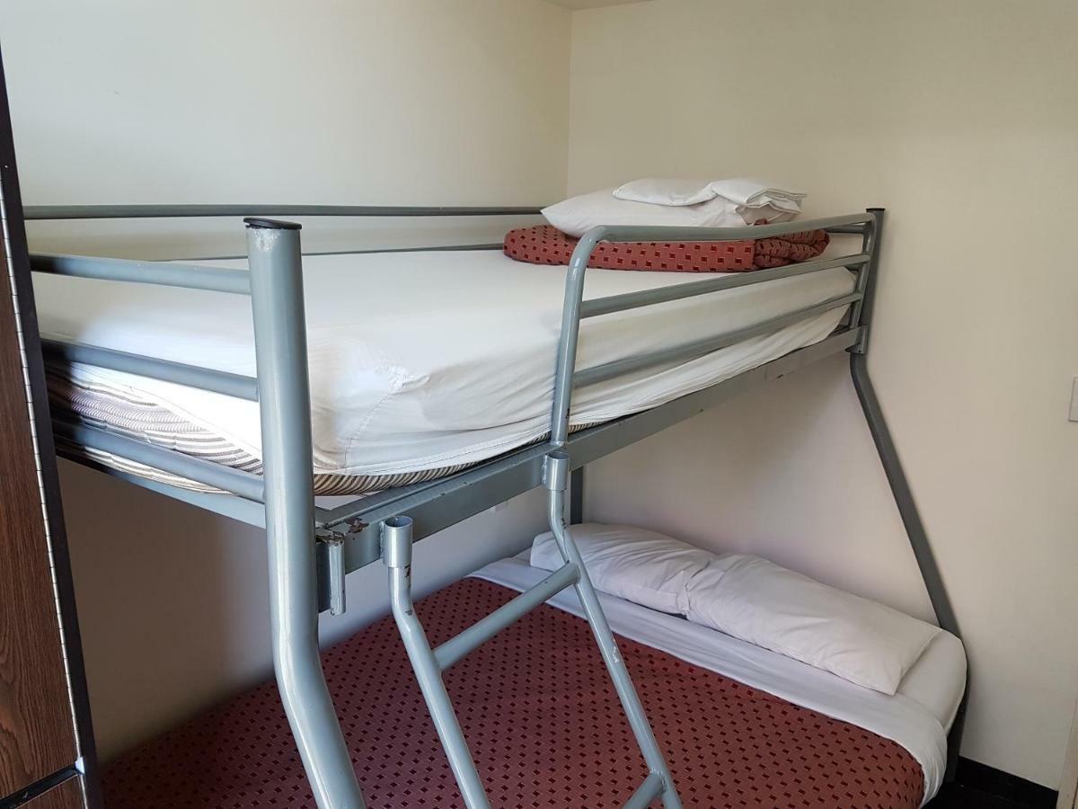 Hostel 790 On George Backpackers *