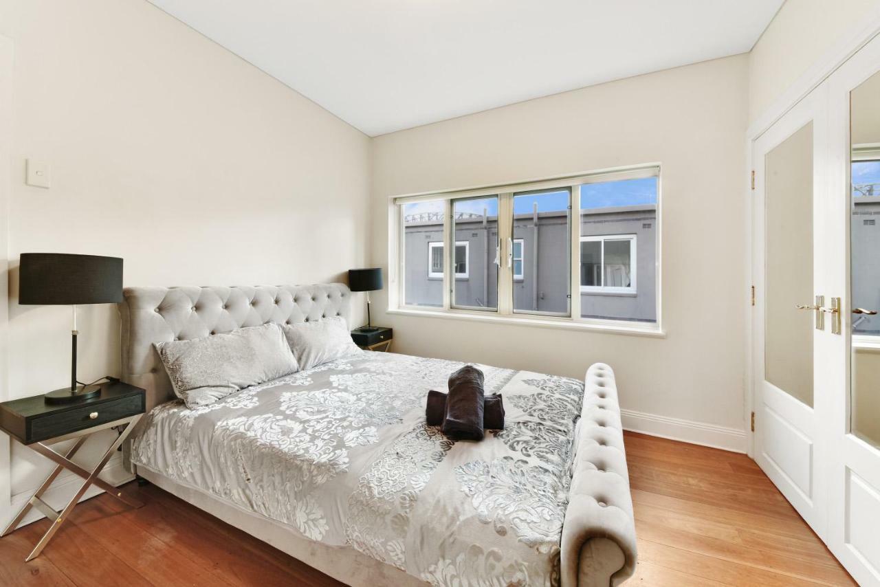 Apartment Panoramic Opera House & Harbour View