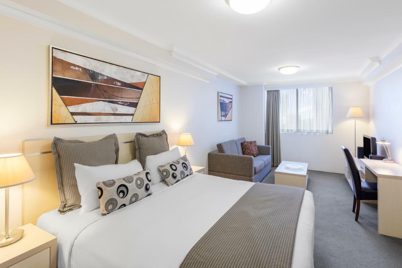 @ 317 Castlereagh *