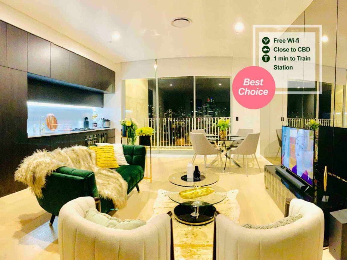 Redfern Apt With Great View Apartment *