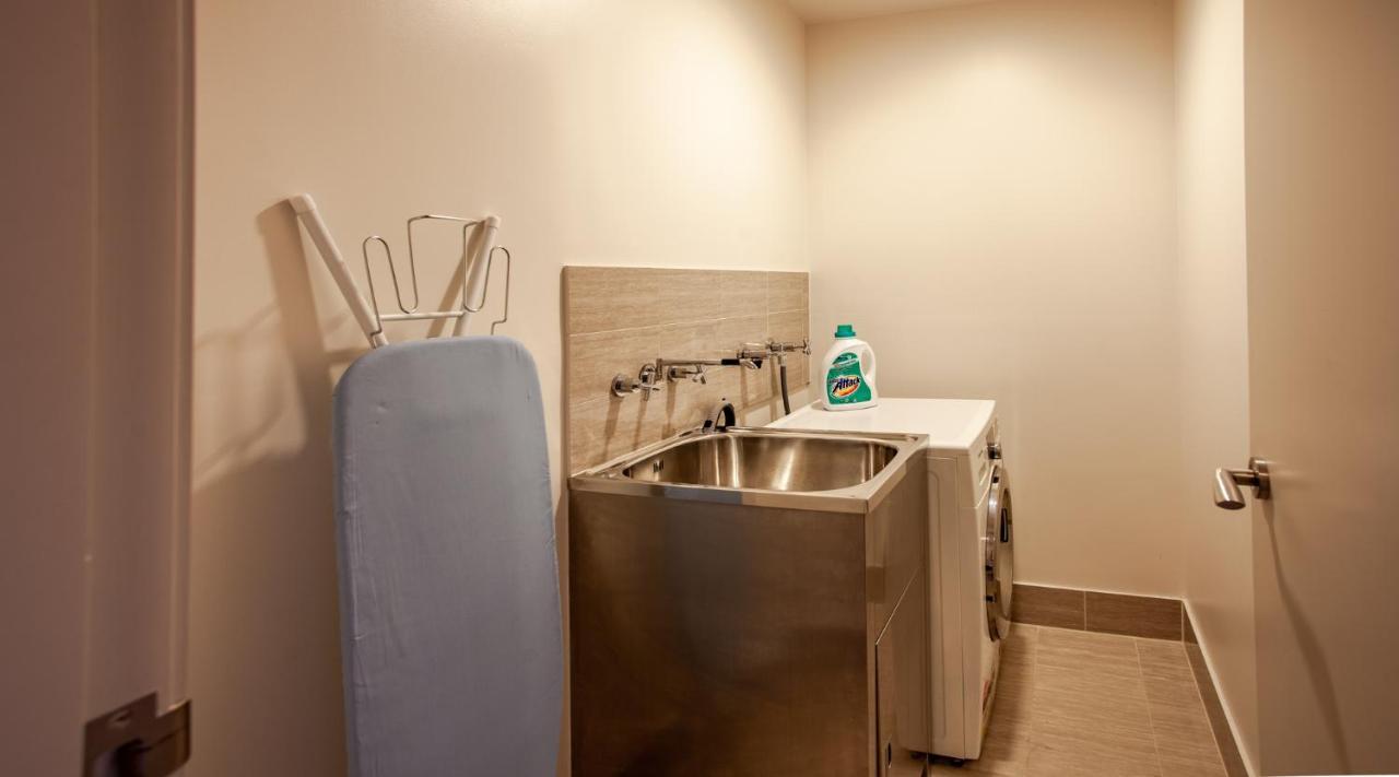 Hoama Properties At Wentworth Point * Sydney