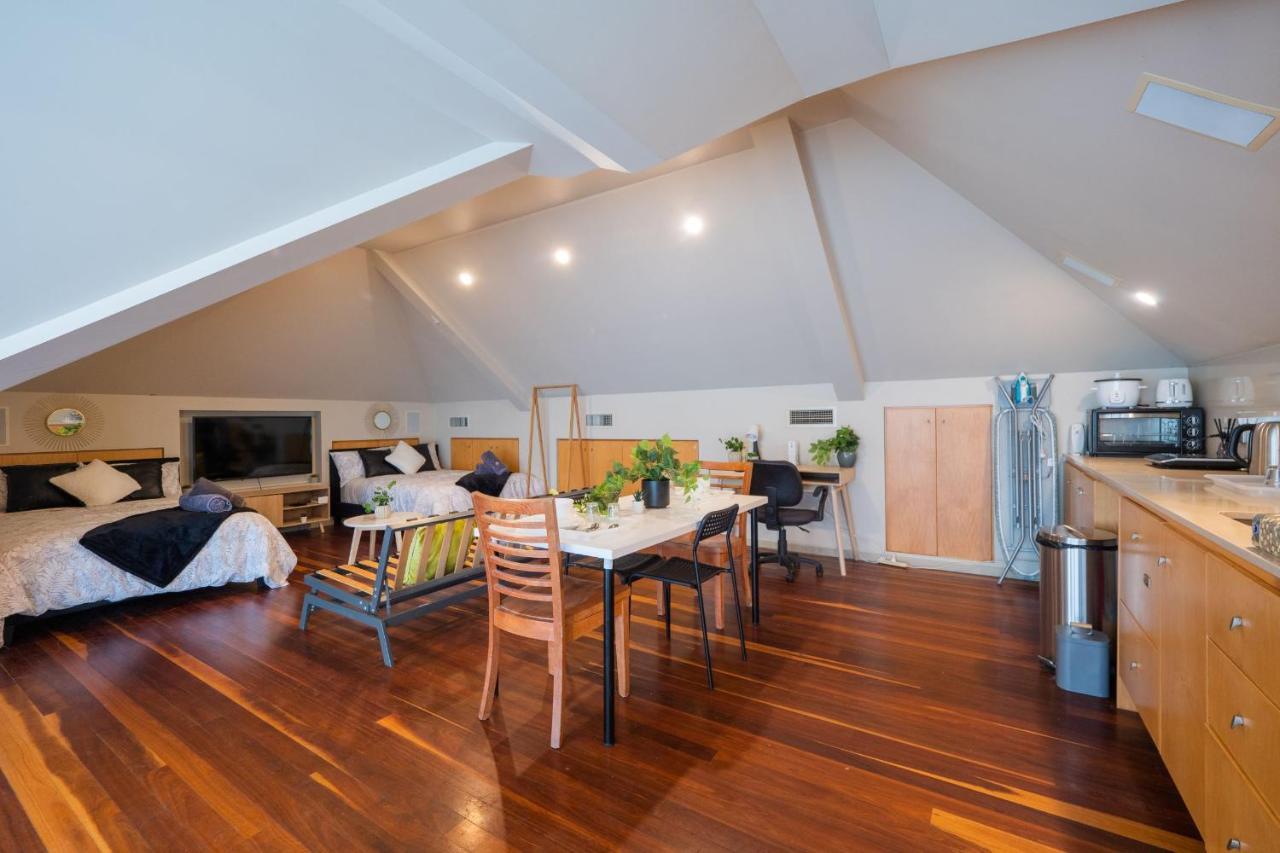 Quiet Private Studio In Strathfield With Kitchenette And Private Bathroom 3min To Station Sleeps 6 Sydney